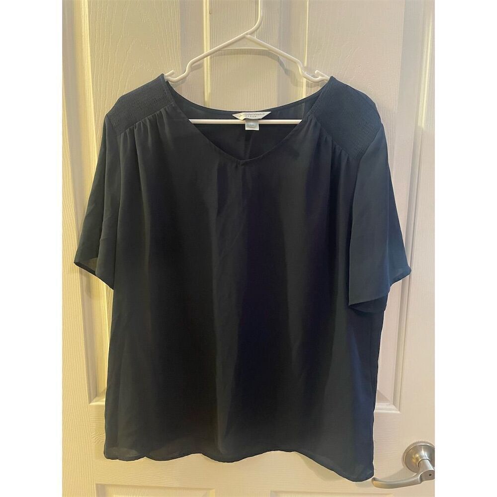 Christopher & Banks Petite Women's XL Navy V-Neck Short Sleeve Blouse